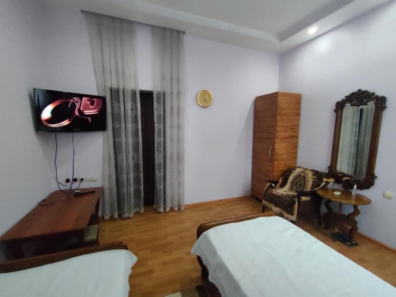Guest House Nadejda Μπατούμι Εξωτερικό φωτογραφία